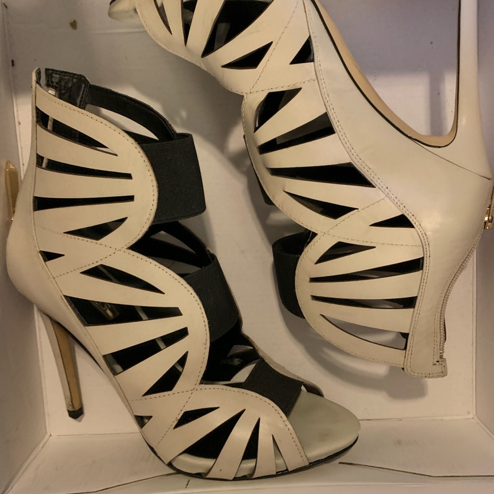 Guess heels beige 7.5